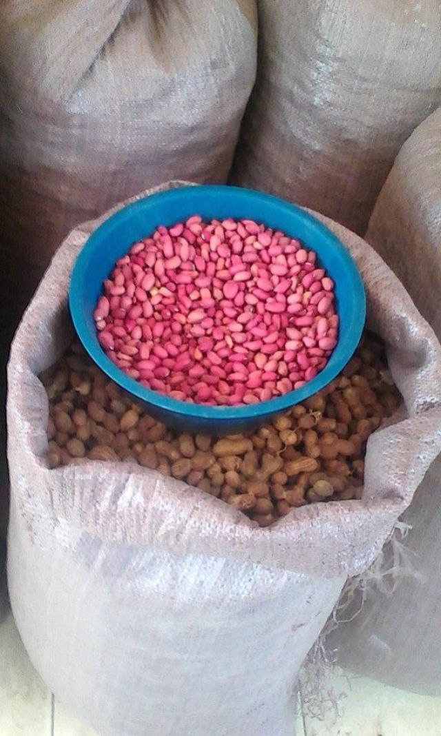 Red Groundnuts/Meda